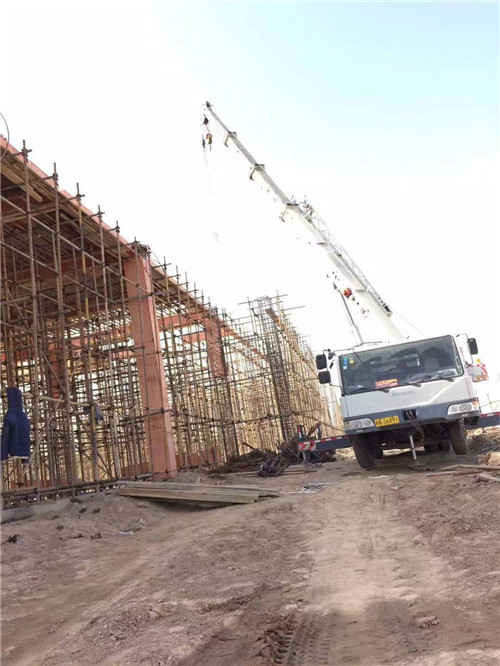 宁远县吊车作业的安全注意事项有哪些？